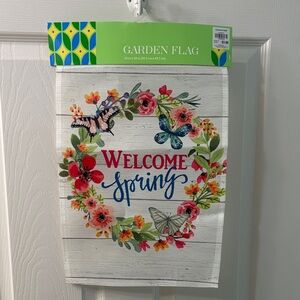 *NEW Spring Time Garden Flag